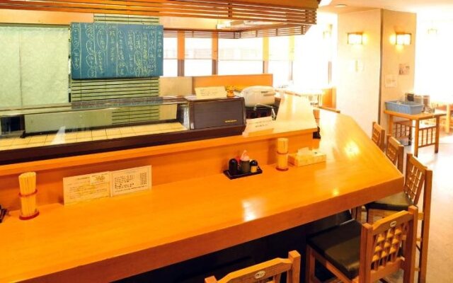 Nishi Akashi Rincarn Hotel