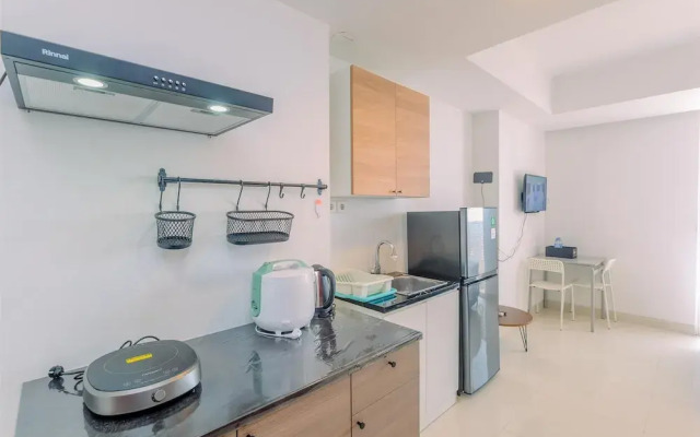 Cozy And Warm Studio At West Vista Apartment