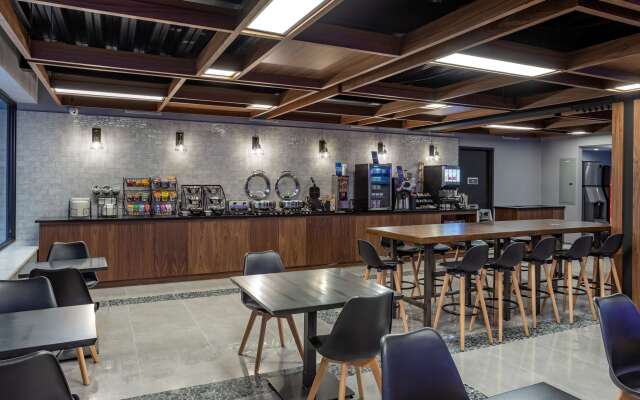 Best Western Plus Soho Hotel