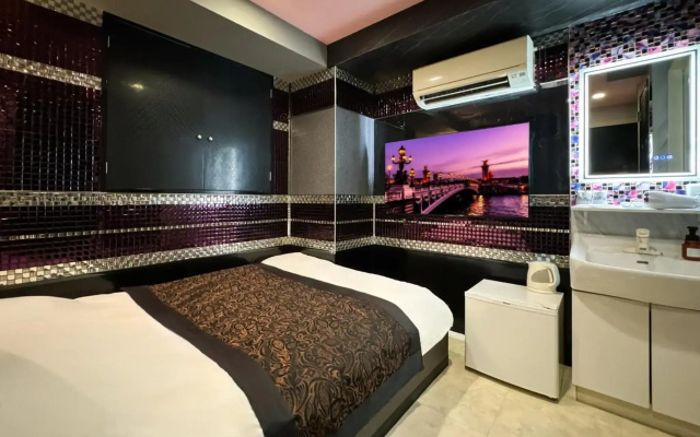 Hotel Amethyst