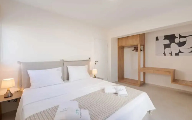 Costa Vasia Suites & Apartments