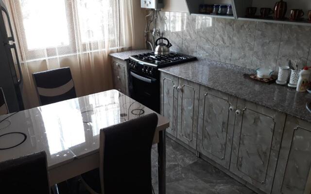 Apartment on 26 May 10/12