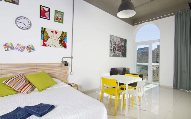 Nula Apartments