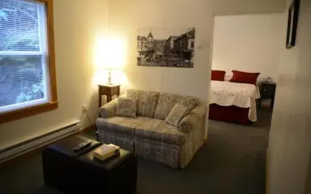 Inn at Creek Street