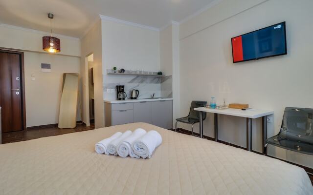 Ermou Fashion Suites