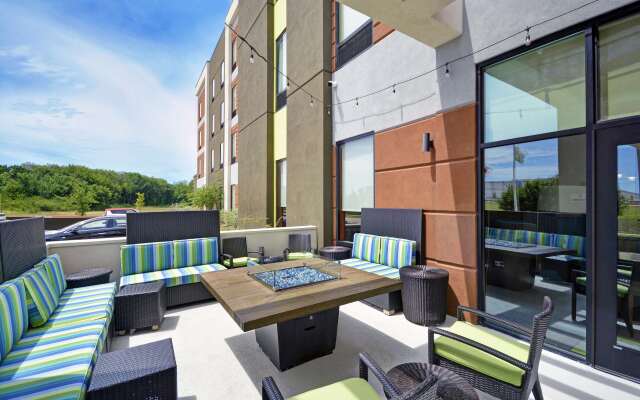 Home2 Suites by Hilton Dallas DeSoto