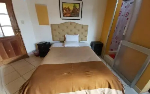 Tayta Wasi Hostal