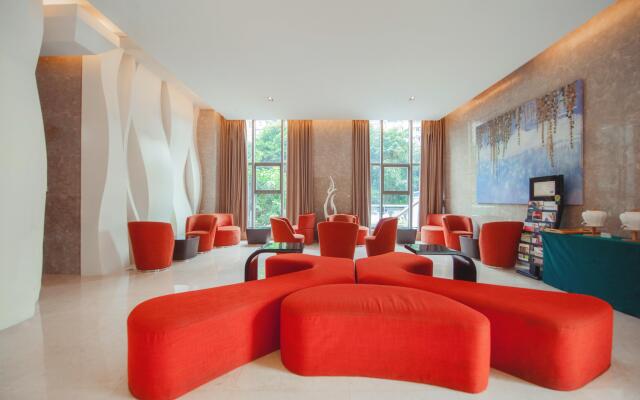 Holiday Inn Express Chongqing Guanyinqiao by IHG