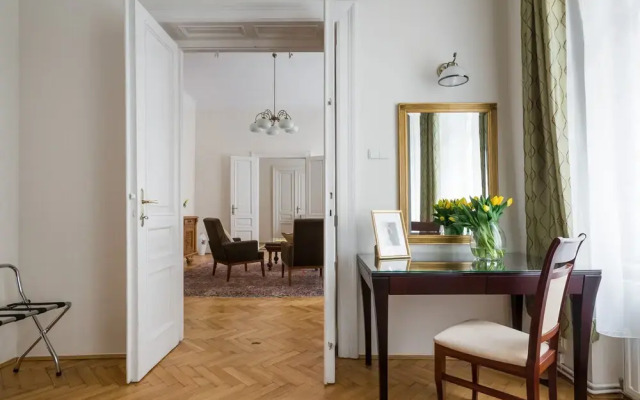 KrakowRentals - Belle Epoque 2 Apartment