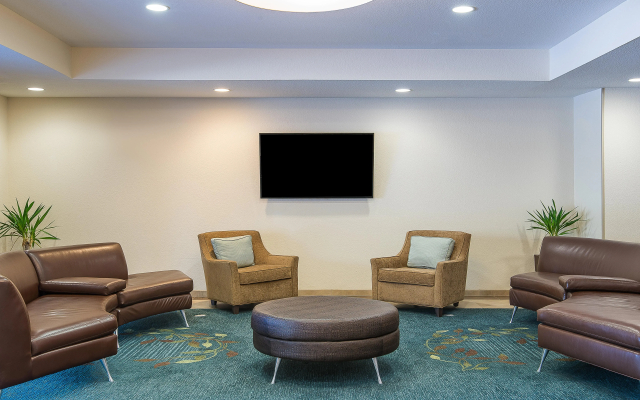 Candlewood Suites Bloomington by IHG - фото 2