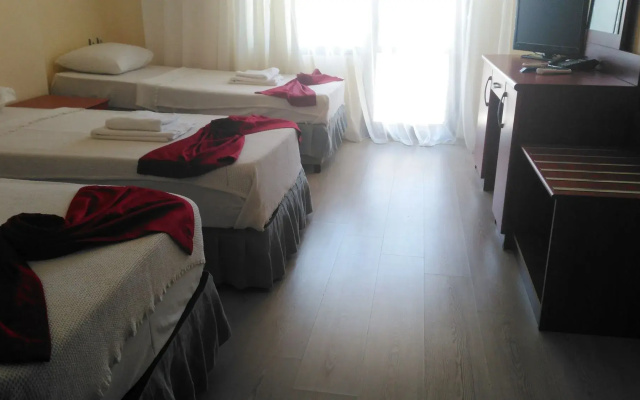 Hotel First Class