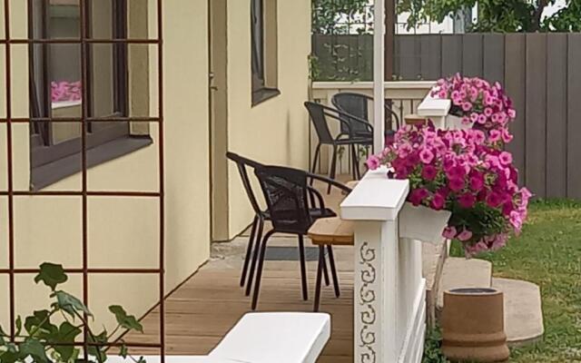 Pihtla tee külaliskorter 2