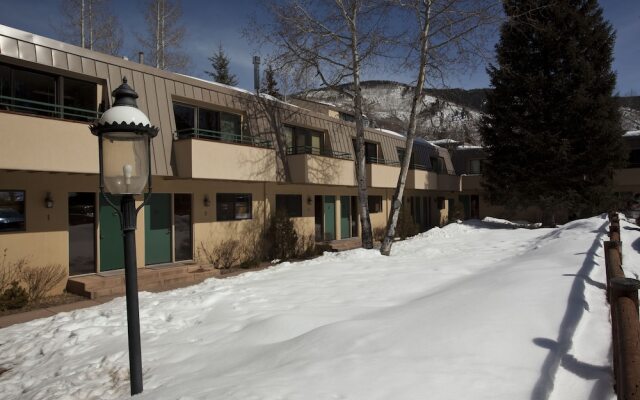 Aspen Townhouse East Unit 7