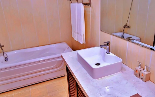 HANZ Bao Long Hotel