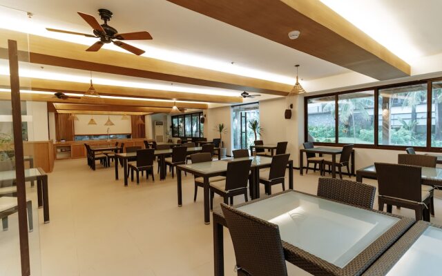 Isla Amara Resort