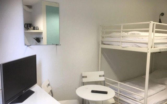 Flensbed Hotel & Hostel
