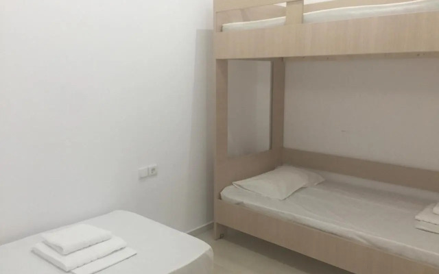 Sisifou Hostel