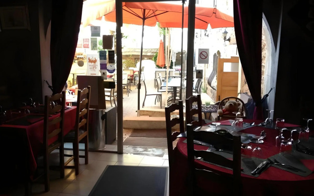 Hotel Restaurant La Calade