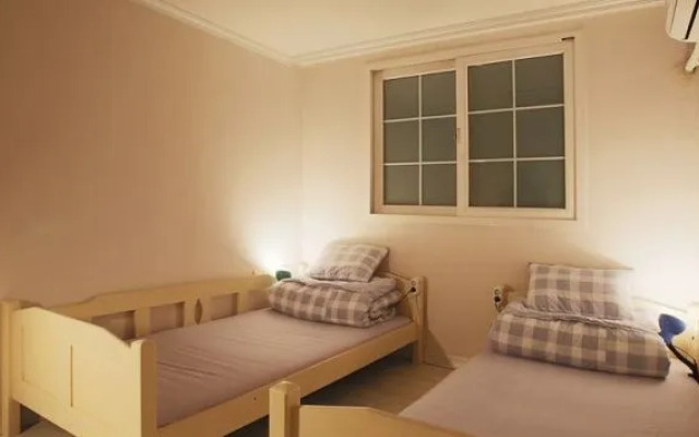 Garosu Stay - Hostel