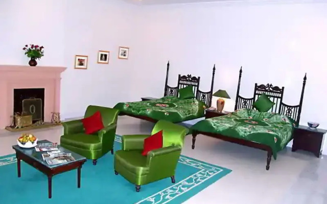 Lalgarh Palace