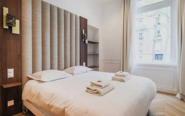 Charming Flat - 2br/ 6P - Arc de Triomphe