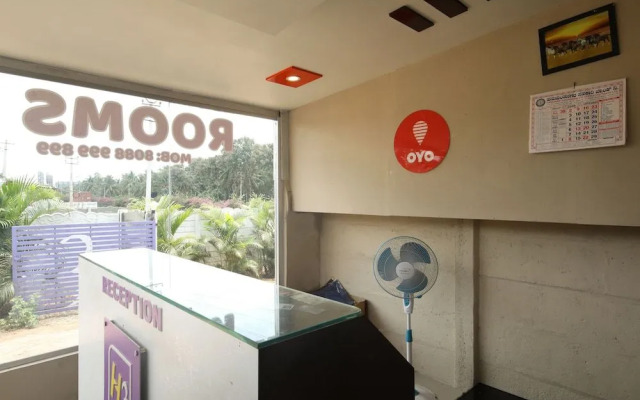 Oyo 18969 H3 Rooms