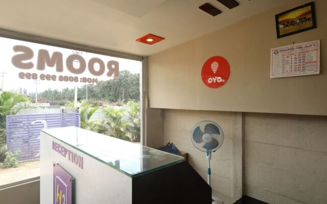 Oyo 18969 H3 Rooms