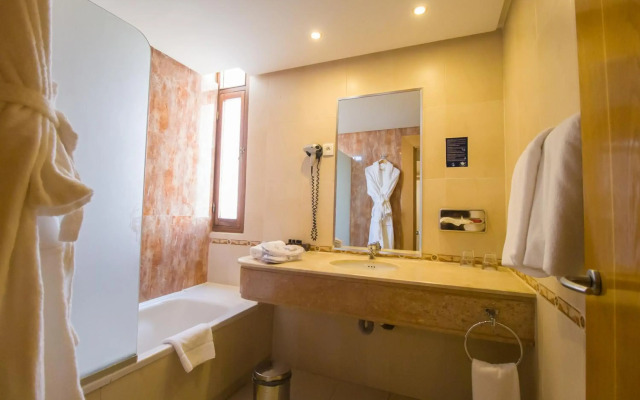 El Oumnia Puerto & Spa