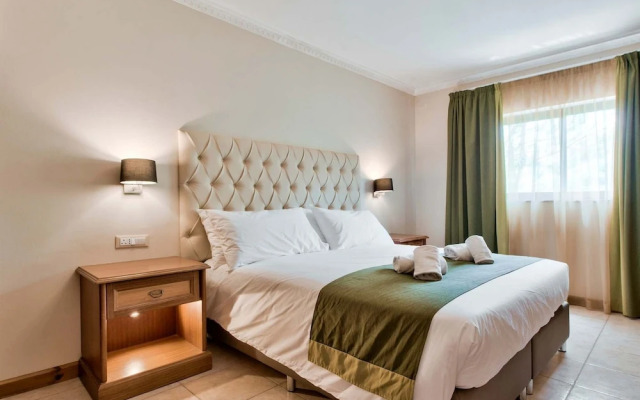 Villa Sardinella-5 Bedroom Villa With Private Pool