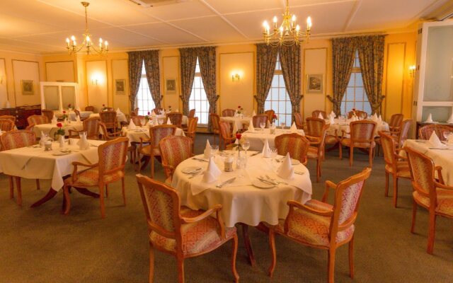 Hansa Hotel