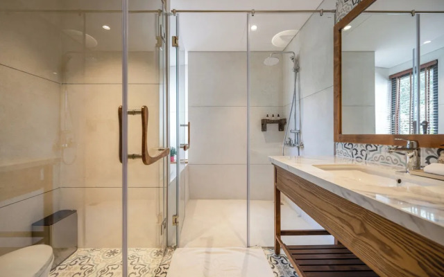 Vernalhome Boutique Danang Hotel