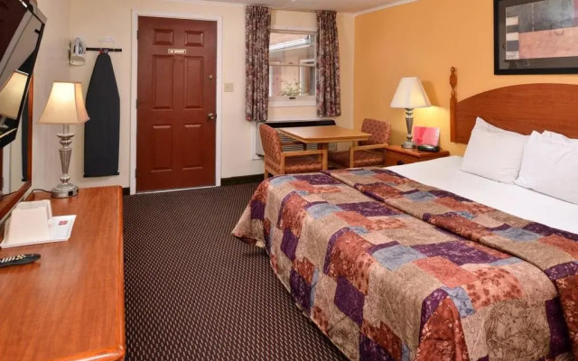 Red Carpet Inn Ronks