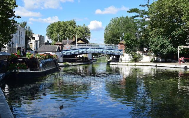 Private 1-bed Apartment in Central London