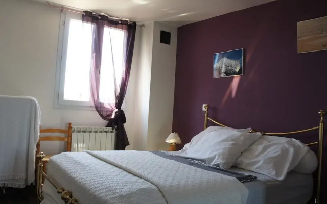 Charming Holiday Home in Oraison With Private Pool