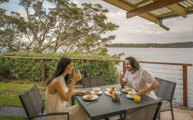 Steele Point Cottage