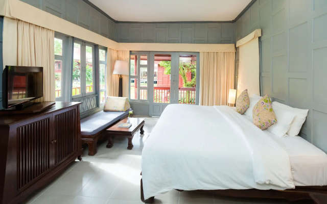 Ma Doo Bua Phuket (มาดูบัวภูเก็ต)