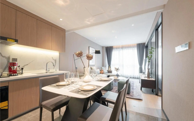 Cresasia Residence