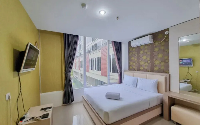 Elegant And Spacious 2Br Loft Green Park Yogyakarta Apartment