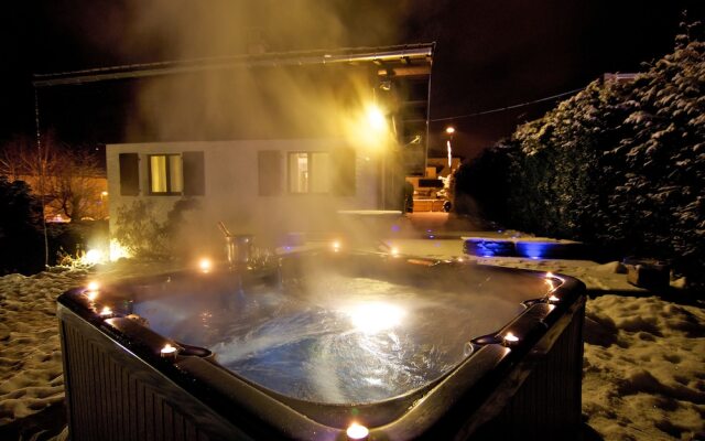 Chalet Cosmique