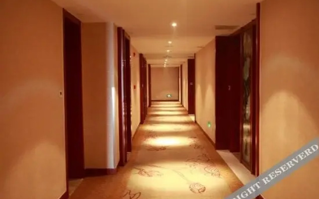 Yineng International Hotel