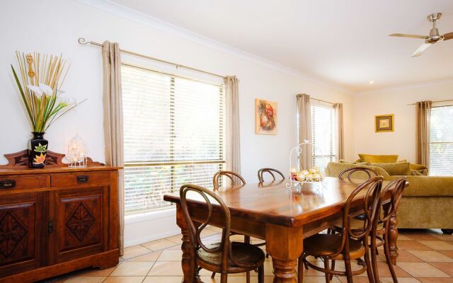 Jacaranda Cottages