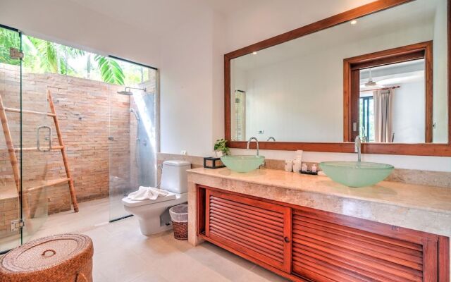 Kan Panorama Seaview Villa