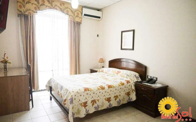 Hotel De Sol