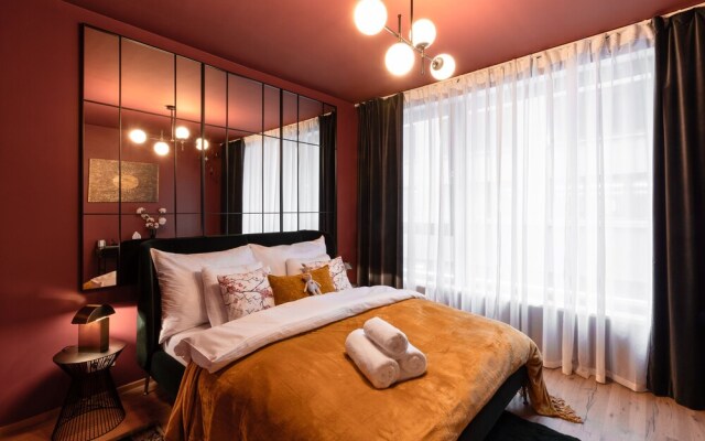 Chill in Oriental Splendour
