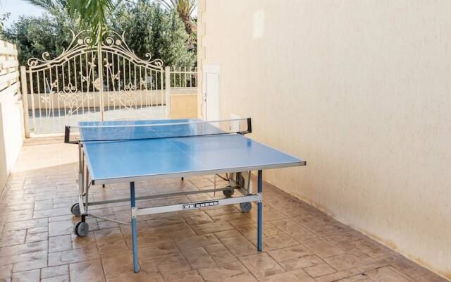 Rent Private Villa 035