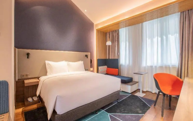 Holiday Inn Express Guizhou Qinglong – Guest Rooms – Qianxinan
