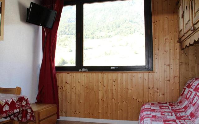 Appartement Lanslevillard, 1 pièce, 2 personnes - FR-1-508-235