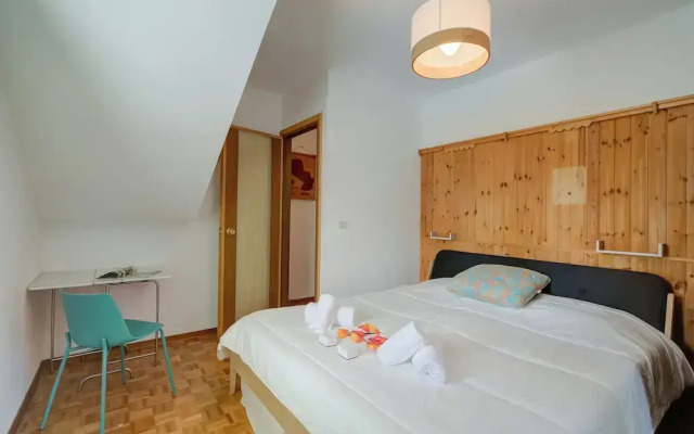 Comfort Tra Fiume E Pini