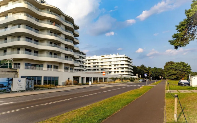 Apartment in Rogowo Near Beach and Lake