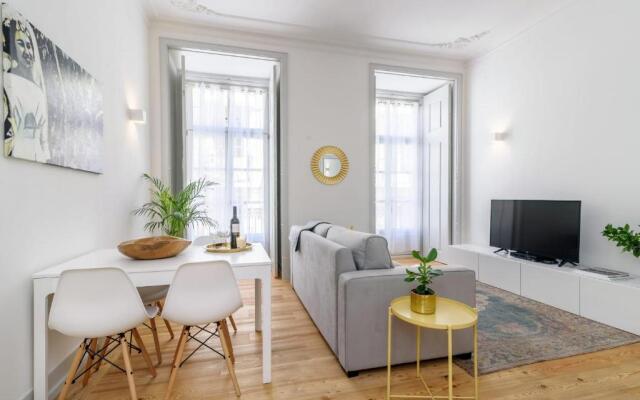 Modernity and Comfort at Lisbon Downtown